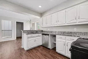 3708 Trilogy Dr, Plano, TX 75075 - Photo 11
