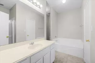 3933 Parkhaven Dr, Denton, TX 76210 - Photo 17