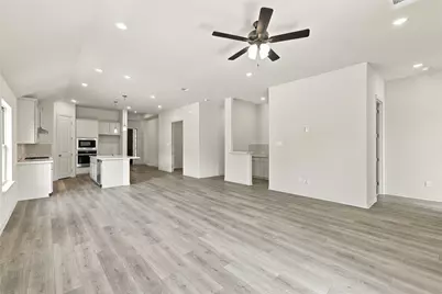 944 Alberta Spruce Road, Fort Worth, TX 76247 - Photo 11
