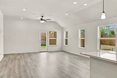 944 Alberta Spruce Road, Fort Worth, TX 76247 - Photo 13