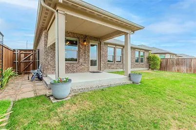 112 Plumed Thistle Drive, Fort Worth, TX 76131 - Photo 5