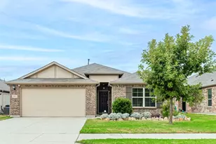 112 Plumed Thistle Dr, Fort Worth, TX 76131 - Photo 3
