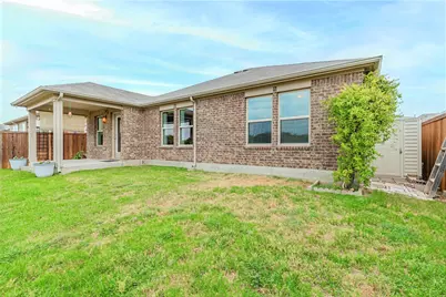 112 Plumed Thistle Drive, Fort Worth, TX 76131 - Photo 11