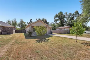909 S Frances St, Terrell, TX 75160 - Photo 3