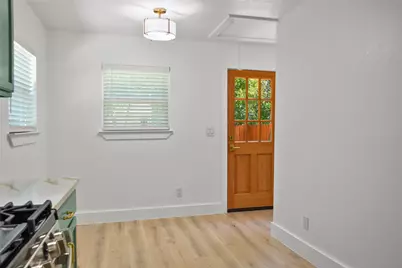 3818 Penelope Street, Dallas, TX 75210 - Photo 9
