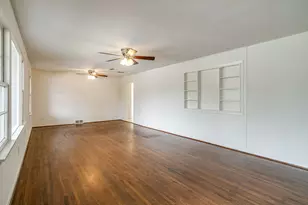 5736 Tracyne Dr, Westworth Village, TX 76114 - Photo 9
