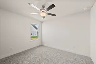 8008 Townsend Dr, Waco, TX 76708 - Photo 7