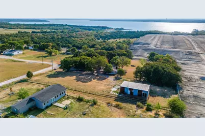 10712 Sunrise Hill Road, Princeton, TX 75407 - Photo 3