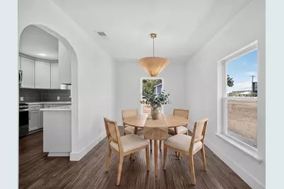 409 S Barnett Avenue, Dallas, TX 75211 - Photo 5