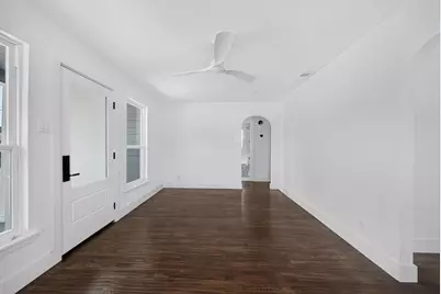 409 S Barnett Avenue, Dallas, TX 75211 - Photo 11