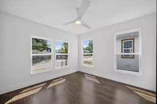 409 S Barnett Ave, Dallas, TX 75211 - Photo 13