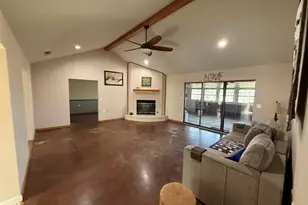 517 E Locust St, Nocona, TX 76255 - Photo 5