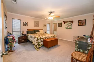 517 E Locust St, Nocona, TX 76255 - Photo 15