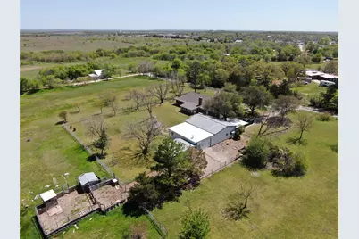 517 E Locust Street, Nocona, TX 76255 - Photo 31