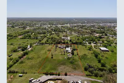 517 E Locust Street, Nocona, TX 76255 - Photo 29