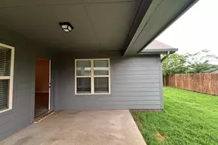149 Frank St, Greenville, TX 75402 - Photo 33