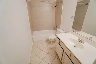 933 Blossomwood Ct, Arlington, TX 76017 - Photo 23