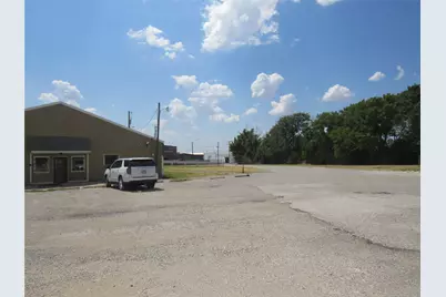 1715 N Grand Avenue, Sherman, TX 75090 - Photo 3