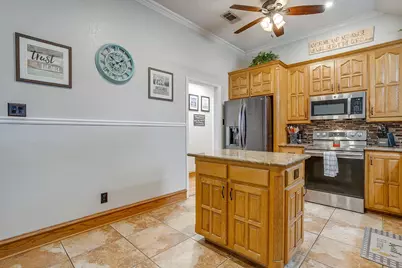 316 Shane Lane, Burleson, TX 76028 - Photo 13