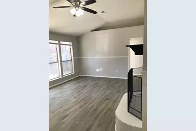 1355 Lincolnshire Way, Fort Worth, TX 76134 - Photo 5