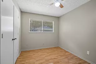 2429 Lakeview Cir, McKinney, TX 75072 - Photo 9