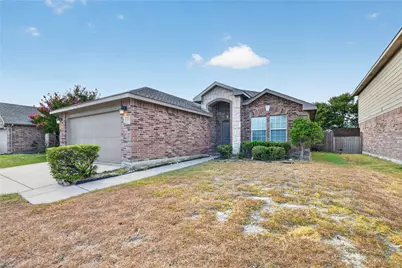 320 Chalkstone Drive, Fort Worth, TX 76131 - Photo 3