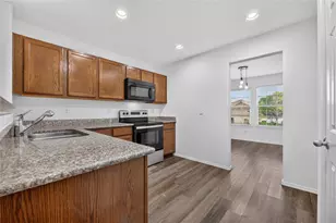 320 Chalkstone Dr, Fort Worth, TX 76131 - Photo 11