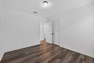 320 Chalkstone Dr, Fort Worth, TX 76131 - Photo 17