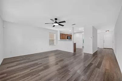 320 Chalkstone Drive, Fort Worth, TX 76131 - Photo 9