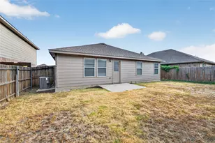 320 Chalkstone Dr, Fort Worth, TX 76131 - Photo 25