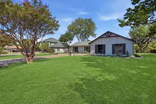 5123 Fairway Cir, Granbury, TX 76049 - Photo 39
