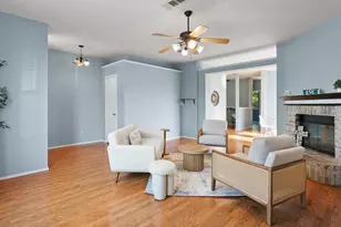 1025 Buffalo Springs Dr, Fort Worth, TX 76140 - Photo 9