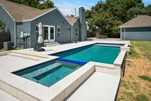 14010 Carillon Dr, Dallas, TX 75240 - Photo 37