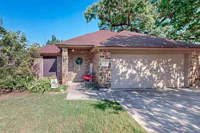 337 Grace Circle, Hurst, TX 76053 - Photo 3
