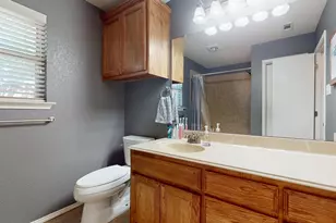 337 Grace Cir, Hurst, TX 76053 - Photo 23