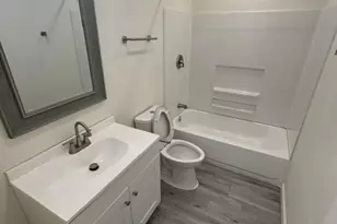 2637 W Randol Mill Rd, Arlington, TX 76012 - Photo 5