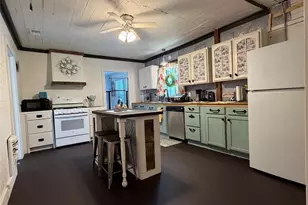 209 S Canton St, Mexia, TX 76667 - Photo 9
