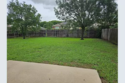 5901 Rising Meadow Drive, Arlington, TX 76018 - Photo 17