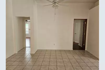 5901 Rising Meadow Drive, Arlington, TX 76018 - Photo 11