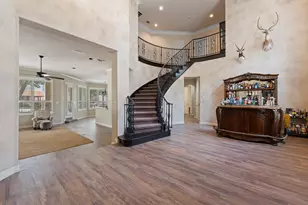 921 Fairway View Dr, Mansfield, TX 76063 - Photo 5
