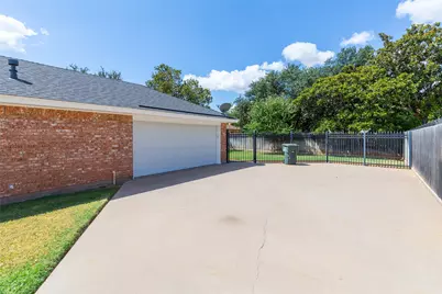 5566 Chimney Rock Road, Abilene, TX 79606 - Photo 3