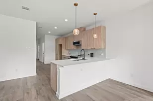 3625 Mt Royal St, Dallas, TX 75211 - Photo 11