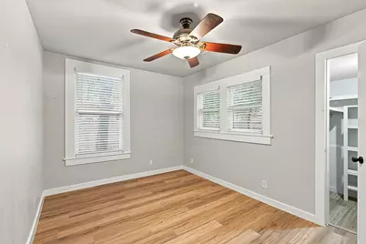 203 N Pendell Avenue, Cleburne, TX 76033 - Photo 19