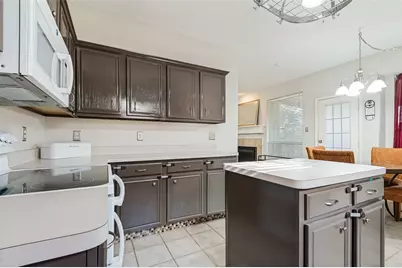 2116 Pritchard Drive, Grapevine, TX 76051 - Photo 15