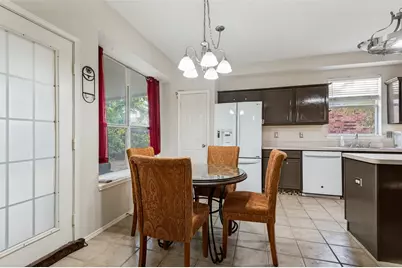 2116 Pritchard Drive, Grapevine, TX 76051 - Photo 11