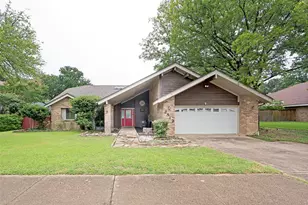 2512 Winding Hollow Ln, Arlington, TX 76006 - Photo 1