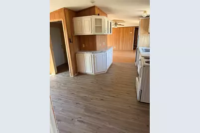 128 Rommel Court, Springtown, TX 76082 - Photo 5