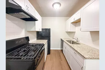 808 Blaylock Drive #201, Dallas, TX 75203 - Photo 9