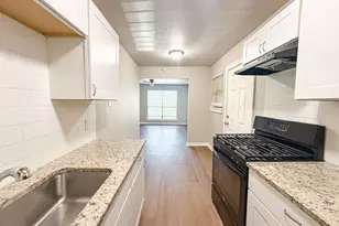 808 Blaylock Dr, Dallas, TX 75203 - Photo 11