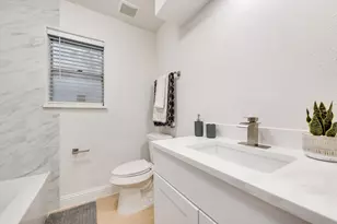 5645 Comer Dr, Fort Worth, TX 76134 - Photo 15